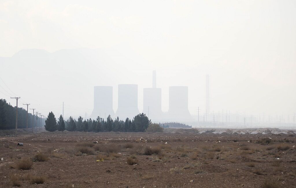 تلاش برای بهبود کیفیت هوای اصفهان؛ از انتقال نیروگاه تا پلمب کوره های آجر